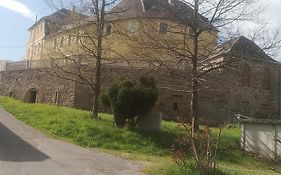 Ferienwohnung Im Rittergut Plohn 300 Meter Zum Freizeitpark